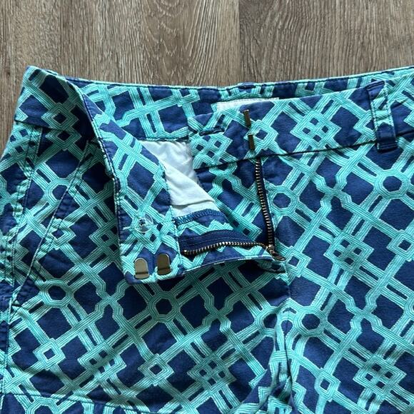 Vineyard Vines Dayboat Lattice Shorts Size 2 Green Blue Low Rise 3" Inseam - Picture 2 of 5